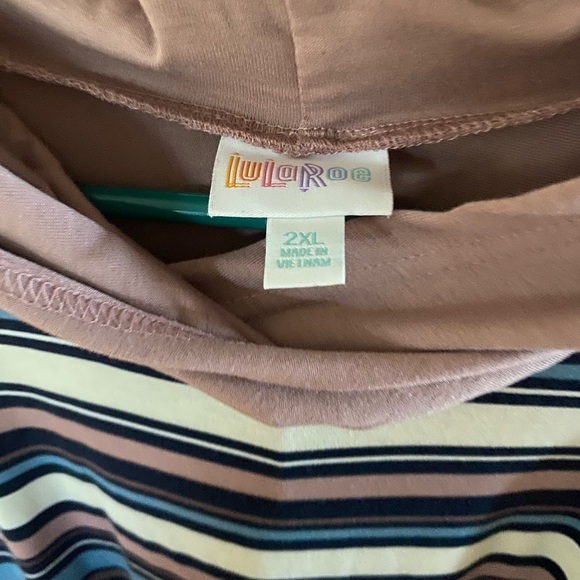 Lularoe Amber and Eliza pullover hoodies either NWT or NWOT. Size XL-2X - Picture 2 of 15